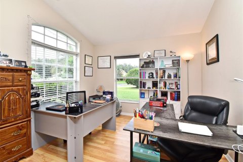 Villa ou maison à louer à Kissimmee, Floride: 3 chambres, 161.65 m2 № 2273117 - photo 3