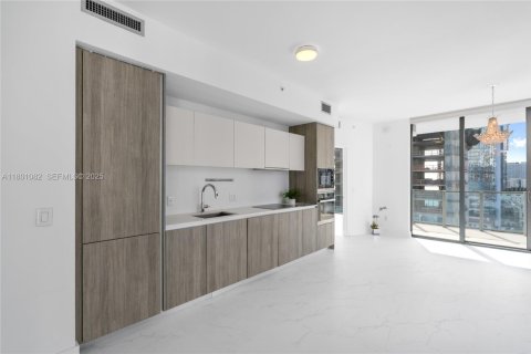 Condominio en venta en Miami, Florida, 2 dormitorios, 87.7 m2 № 2035396 - foto 21