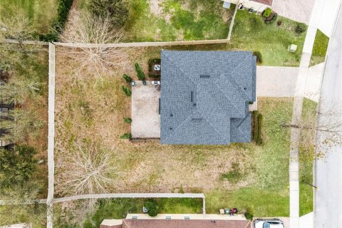 House in Clermont, Florida 5 bedrooms, 240.8 sq.m. № 1733606 - photo 12