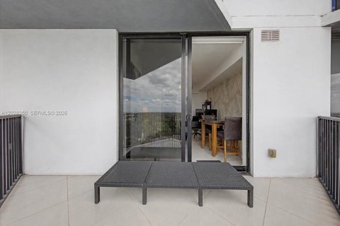 Купить кондоминиум в Дорал, Флорида 3 спальни, 97.73м2, № 2078226 - фото 30
