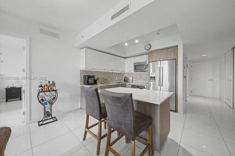 Купить кондоминиум в Дорал, Флорида 3 спальни, 97.73м2, № 2078226 - фото 14