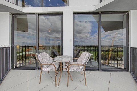 Купить кондоминиум в Дорал, Флорида 3 спальни, 97.73м2, № 2078226 - фото 29