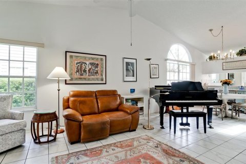 House in Bradenton, Florida 2 bedrooms, 127.09 sq.m. № 1919428 - photo 10