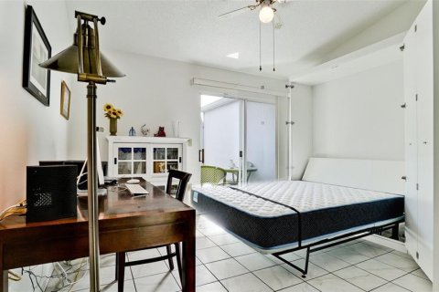 House in Bradenton, Florida 2 bedrooms, 127.09 sq.m. № 1919428 - photo 24