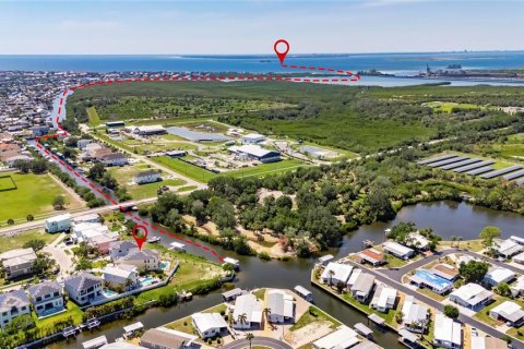 Купить виллу или дом в Аполло-Бич, Флорида 11 комнат, 355.26м2, № 1754442 - фото 4