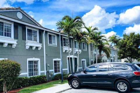 Touwnhouse à louer à Tamarac, Floride: 3 chambres, 131.74 m2 № 1946926 - photo 24