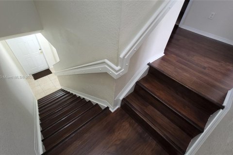 Touwnhouse à louer à Tamarac, Floride: 3 chambres, 131.74 m2 № 1946926 - photo 14
