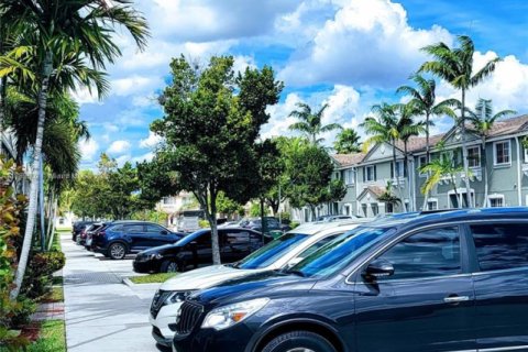 Touwnhouse à louer à Tamarac, Floride: 3 chambres, 131.74 m2 № 1946926 - photo 3