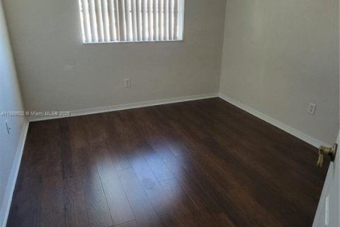 Touwnhouse à louer à Tamarac, Floride: 3 chambres, 131.74 m2 № 1946926 - photo 20