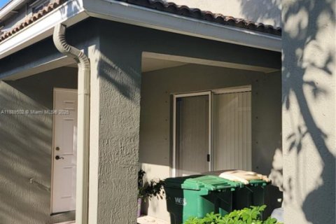 Touwnhouse à louer à Tamarac, Floride: 3 chambres, 131.74 m2 № 1946926 - photo 26
