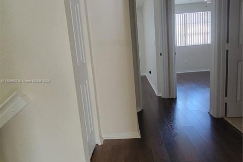 Touwnhouse à louer à Tamarac, Floride: 3 chambres, 131.74 m2 № 1946926 - photo 15