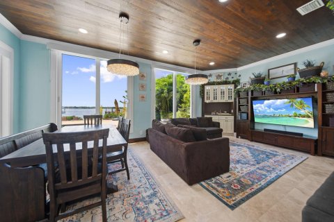 Casa en venta en Stuart, Florida, 5 dormitorios, 465.72 m2 № 2382734 - foto 9