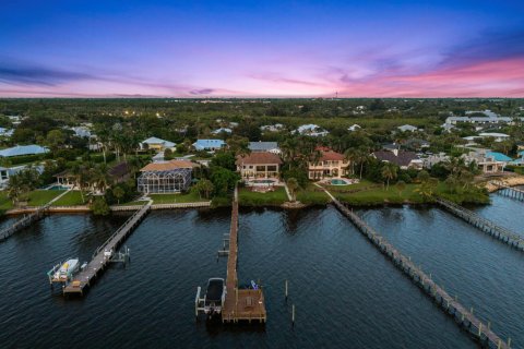 Casa en venta en Stuart, Florida, 5 dormitorios, 465.72 m2 № 2382734 - foto 2