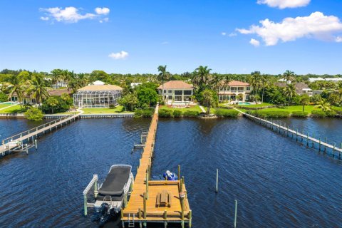 Casa en venta en Stuart, Florida, 5 dormitorios, 465.72 m2 № 2382734 - foto 15