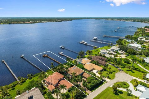 Casa en venta en Stuart, Florida, 5 dormitorios, 465.72 m2 № 2382734 - foto 13