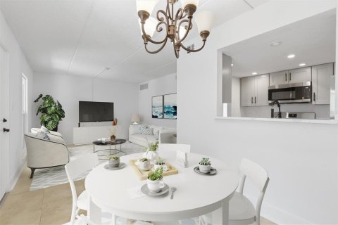 Купить кондоминиум в Сент-Пит-Бич, Флорида 7 комнат, 70.61м2, № 2147642 - фото 15