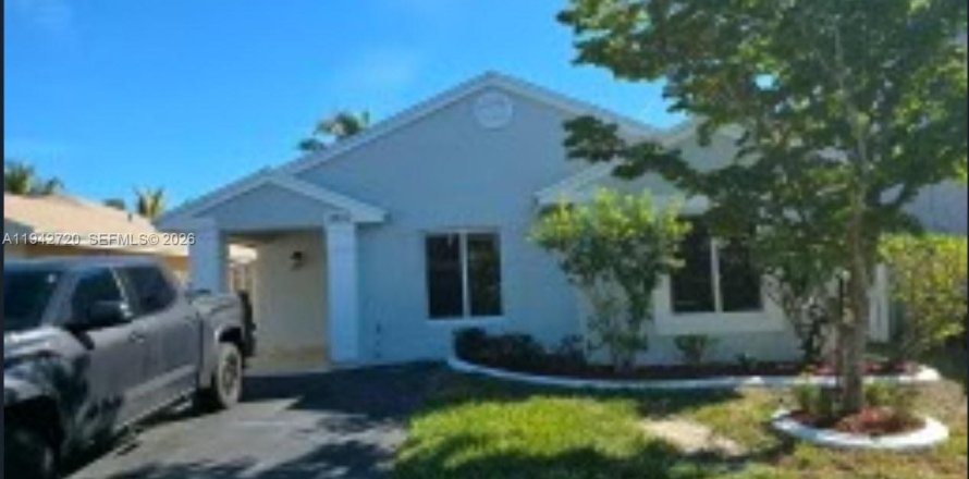 Villa ou maison à Sunrise, Floride 3 chambres, 114.27 m2 № 1999214