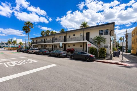 Villa ou maison à louer à Miami Beach, Floride: 45.99 m2 № 2257002 - photo 19
