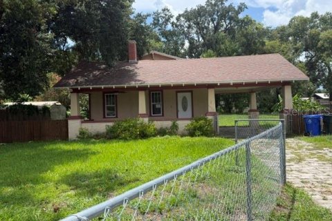 House in Lakeland, Florida 3 bedrooms, 112.78 sq.m. № 2312369