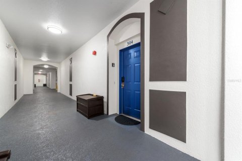 Condo in Orlando, Florida, 3 bedrooms  № 1866591 - photo 4