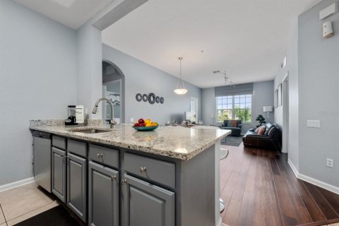 Condo in Orlando, Florida, 3 bedrooms  № 1866591 - photo 17
