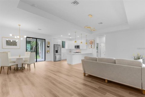Casa en venta en North Port, Florida, 3 dormitorios, 149.57 m2 № 1851309 - foto 8