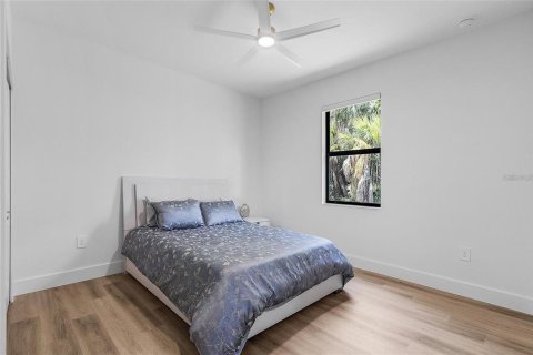 Casa en venta en North Port, Florida, 3 dormitorios, 149.57 m2 № 1851309 - foto 11