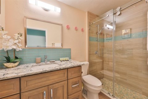 Casa en venta en Cape Coral, Florida, 4 dormitorios № 2179960 - foto 16