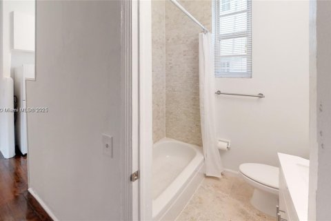 Купить кондоминиум в Майами-Бич, Флорида 1 спальня, 39.95м2, № 1969977 - фото 9