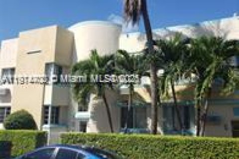 Купить кондоминиум в Майами-Бич, Флорида 1 спальня, 39.95м2, № 1969977 - фото 5