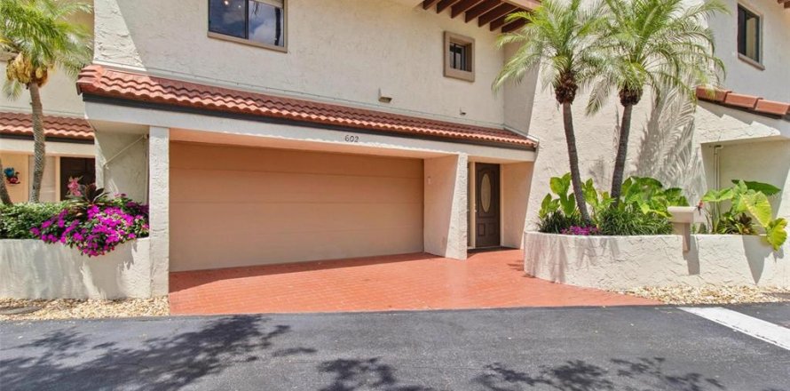 Touwnhouse à Clearwater, Floride 2 chambres, 160.54 m2 № 1902254