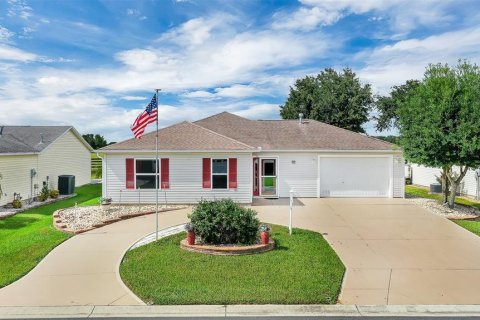 Villa ou maison à The Villages, Floride 4 chambres, 154.31 m2 № 2409832