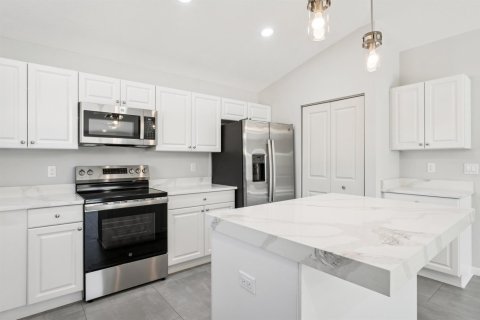 Villa ou maison à vendre à Stuart, Floride: 3 chambres, 130.62 m2 № 2077748 - photo 5