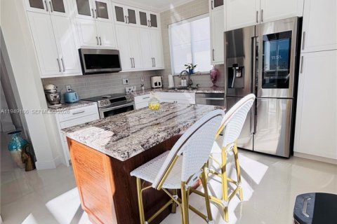 Villa ou maison à vendre à Port St. Lucie, Floride: 3 chambres, 140.56 m2 № 2053183 - photo 8