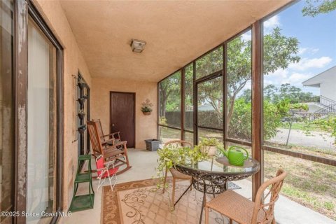 Купить кондоминиум в Тайтусвилл, Флорида 5 комнат, 105.35м2, № 1808797 - фото 15