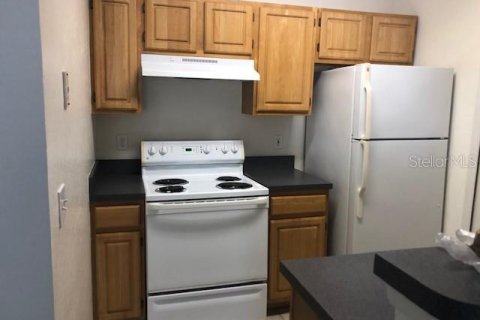 Снять в аренду кондоминиум в Орландо, Флорида 1 спальня, 61.13м2, № 1591075 - фото 2