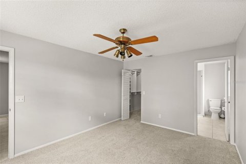 Casa en venta en Orlando, Florida, 4 dormitorios, 167.5 m2 № 1901872 - foto 13