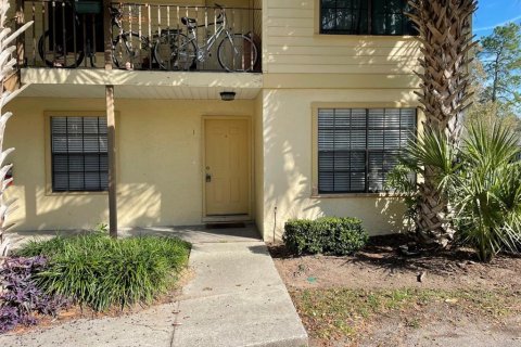 Condominio en alquiler en Alachua, Florida, 2 dormitorios, 89.93 m2 № 1549173 - foto 1