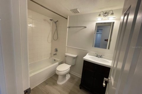 Condominio en alquiler en Alachua, Florida, 2 dormitorios, 89.93 m2 № 1549173 - foto 8