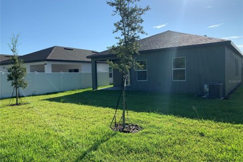 House in New Smyrna Beach, Florida 3 bedrooms, 125.23 sq.m. № 1853287 - photo 15