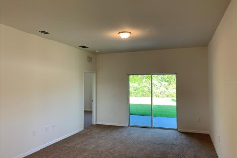 House in New Smyrna Beach, Florida 3 bedrooms, 125.23 sq.m. № 1853287 - photo 7