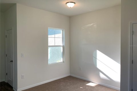House in New Smyrna Beach, Florida 3 bedrooms, 125.23 sq.m. № 1853287 - photo 4