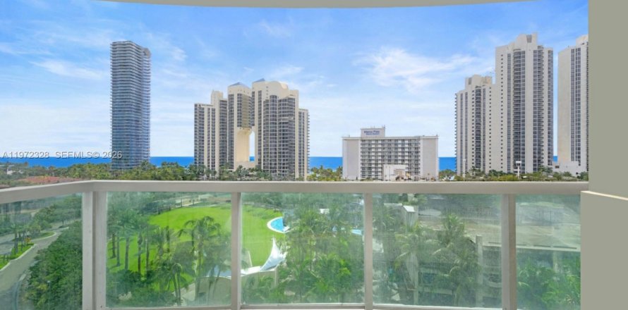 Condo in Sunny Isles Beach, Florida, 2 bedrooms № 2078889