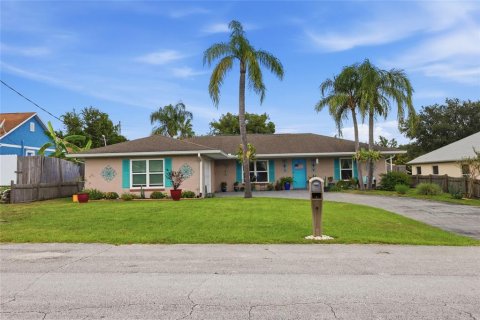 Villa ou maison à vendre à Deltona, Floride: 3 chambres, 144.93 m2 № 2433341 - photo 2