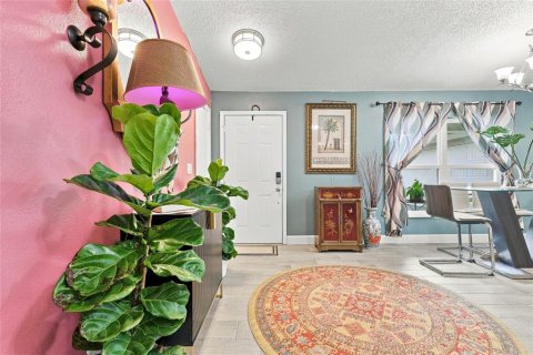Villa ou maison à vendre à Deltona, Floride: 3 chambres, 144.93 m2 № 2433341 - photo 6