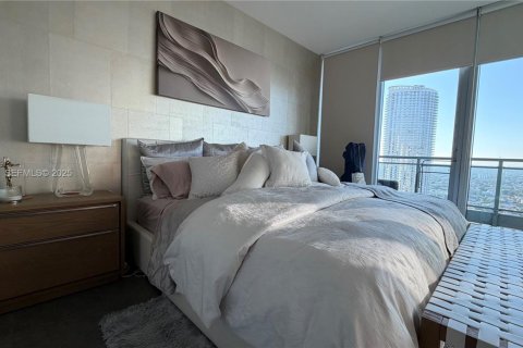 Condo in Miami, Florida, 1 bedroom  № 1993924 - photo 23