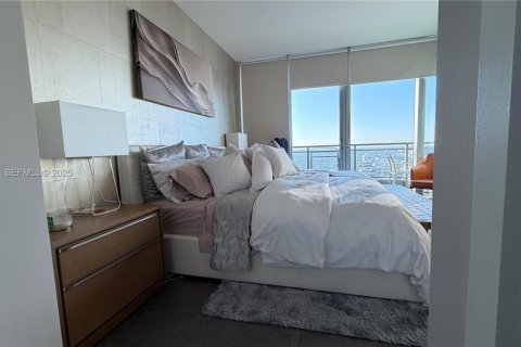 Condo in Miami, Florida, 1 bedroom  № 1993924 - photo 24