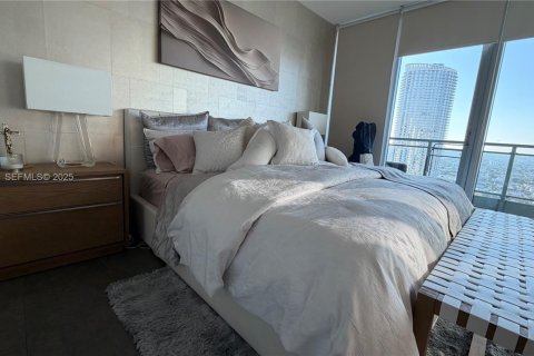 Condo in Miami, Florida, 1 bedroom  № 1993924 - photo 22