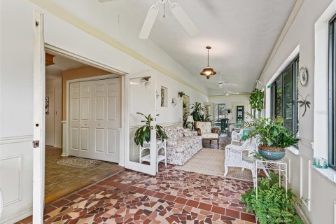 House in Ocala, Florida 4 bedrooms, 332.22 sq.m. № 1166398 - photo 11