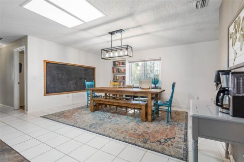 House in Palm Coast, Florida 3 bedrooms, 185.53 sq.m. № 1904654 - photo 21